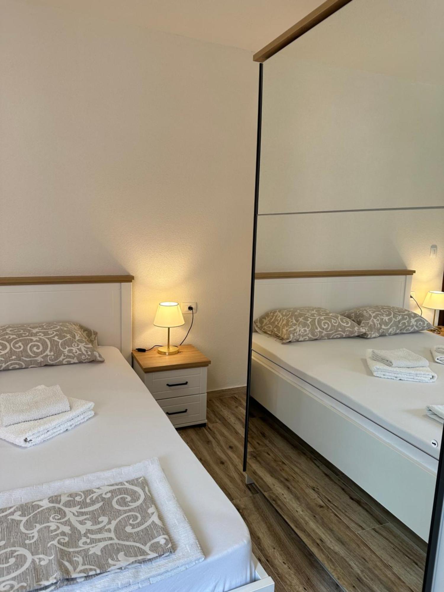 Sunny Apartment Kotor Luaran gambar