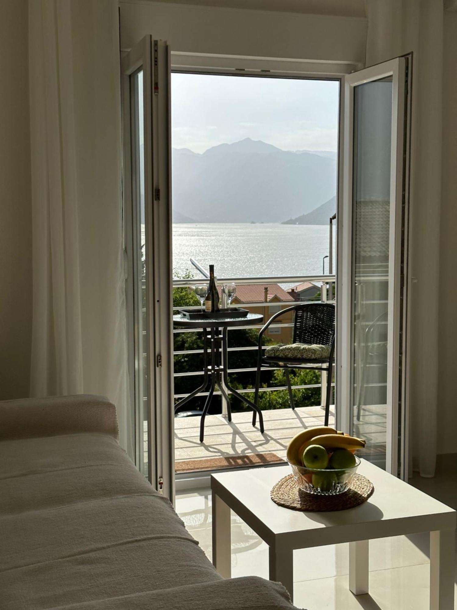 Sunny Apartment Kotor Luaran gambar