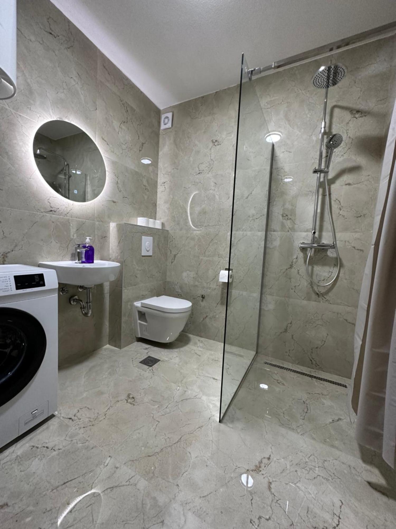 Sunny Apartment Kotor Luaran gambar